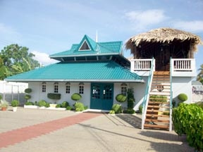 Sun Spree Resort