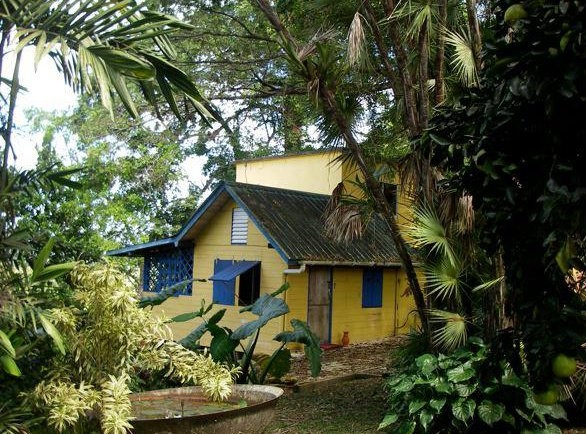 Ajoupa Gardens